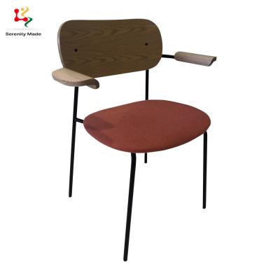 China Morden Strong / Durable Stylish Design Hotel Cafe Restauratant Dining Furniture Metal Chair With Armrest for sale