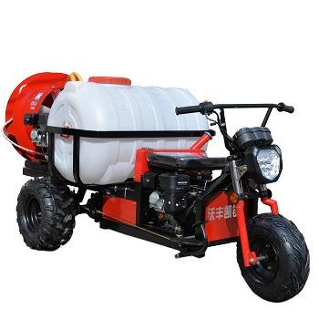 China Easy to operate self-propelled riding agriculture sprayer three-wheel model sprayer orchard sprayer grapes for sale