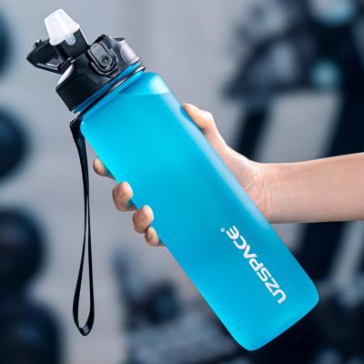 China Sustainable Sports Motivational Water Bottle 32oz with Drinking Time Marker Times Non-Toxic Tritan Plastic, BPA Free, Leak-Proof Wide Mouth for sale