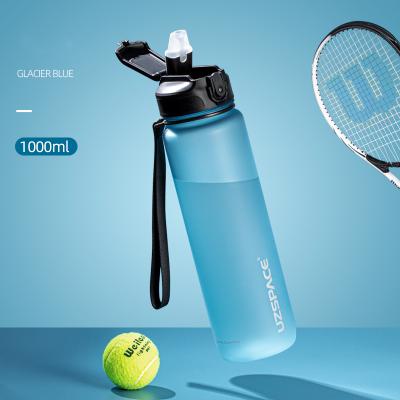 China Large Fitness Viable Free Reusable Motivational Sports Water Bottle BPA Leakproof Plastic Gym Water Jug For Cycling, Running, Workout for sale