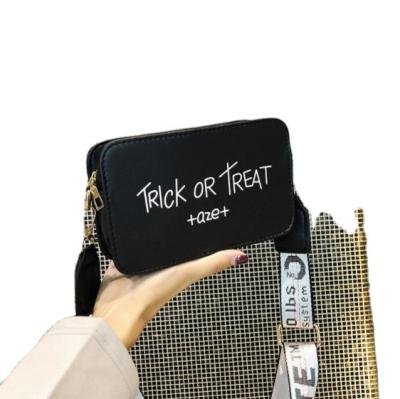 China 2021 new fashion women's messenger square mini small handbag one shoulder fashion bag joker wide band for sale