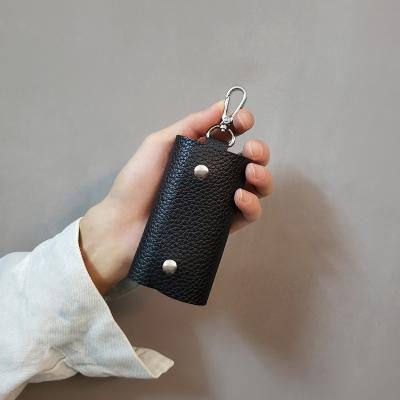 China Fashion Key Case Wholesale PU Waist Key Holder Black Brown Leather Customized Key Chain for sale