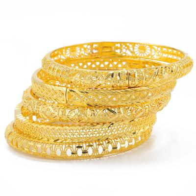 China CLASSIC Dubai Gold Plated Bracelet 18K Gold Bangles Bracelet Women For Wedding Gift for sale