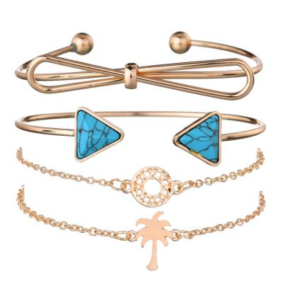 China CLASSIC Custom Hot Sale Tasty Trendy Minimalist Inspired Gold Plated Knot Copper Origami Triangle Shaped Bracelets For Women for sale