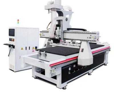 China Factory 3 Axis ATC CNC Router CNC Wood Router 1325 with Auto Tool Switch for sale