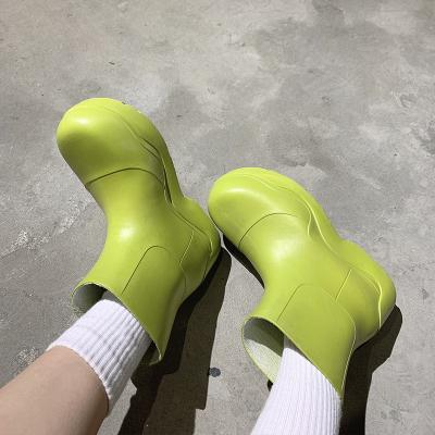 China Newest fashion breathable ladies waterproof, thick unique ankle boots wholesale, PVC rainboots for sale