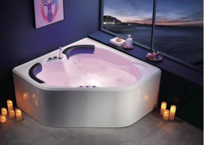 China 1500 mm Diamond Series Hoek Whirlpool Badkuip voor 2 personen Te koop