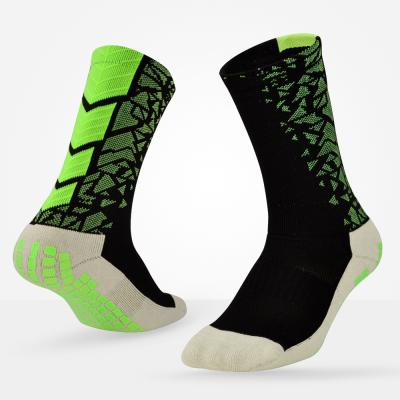 China Breathability / Sweat Absorption Wholesale Amazon Soccer Adult Outdoor Sports Socks Medium Tube Custom Football Socks for sale