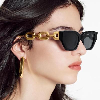 China Fashion Sunglasses 2285 Popular Women's Sun Shades Lenses UV400 Small Cat Eye Sunglasses With Fashion Metal Chain Ladies Temples Lentes De Sol 2022 for sale