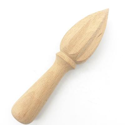 China Eco-friendly Sustainable Hand Wooden Orange Squeezer Juicer Lemon Fruit Squeezer Manual Fruit Squeezer for sale