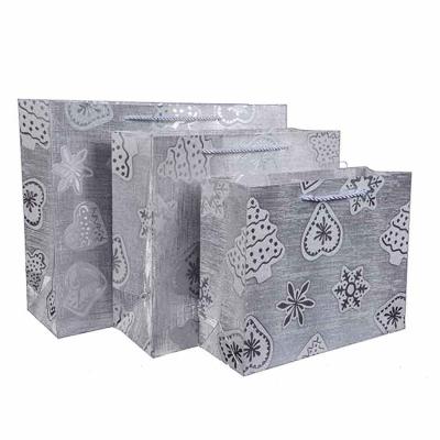 China Factory Price Recyclable High Quality Promotional Reusable Eco Friendly Christmas Paper Gift Packaging Bag With Handle for sale