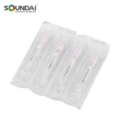 China The hub whose color corresponds to a luer lock code exported good quality wholesale products veterinary plastic syringe syringe tip needles for sale