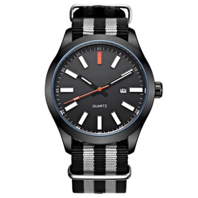 China Relógio esportivo analógico masculino 275mm com pulseira de nylon pulseira calendário à venda