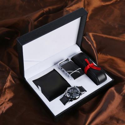 China 3 piece Mens Gift Watch Set 16*21*5.5cm Size For Business for sale