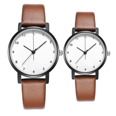 China Relojes clásicos desarrollados simples de los pares del cuarzo del diseño con la correa de cuero de la PU en venta