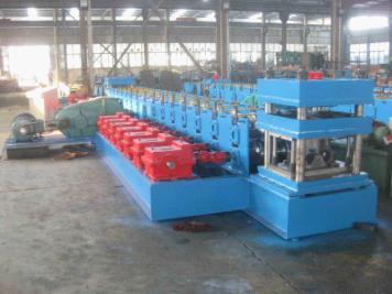 China Guardrail Metal Roll Forming Machine, 17 Stations High Precision Roll Forming Machinery for sale