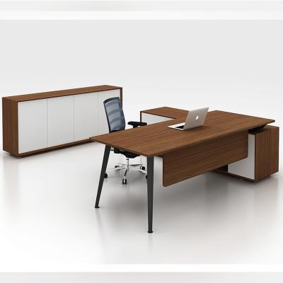 China Moddern Steel Frame Modern Design Melamine Office Table Executive CEO Office Desk for sale