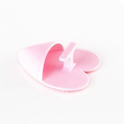 China With Hooks HeaLeanLo Silicone Heart Shape Wash Face Cleansing Brush Pore Cleaning Pad for sale