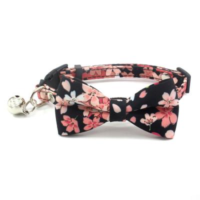 China Stocked 2022 Best Selling Dog Accessories Pet Products Print Bow Dog Collar Dog Leash for sale