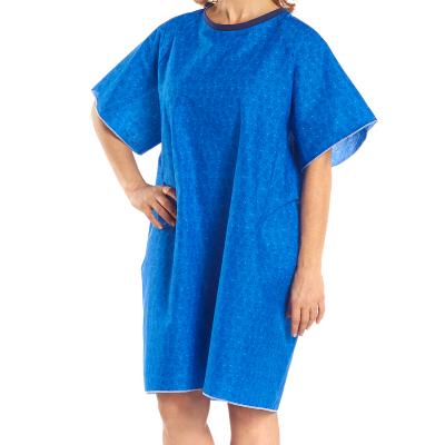 China Breathable/Comfortable/Soft/Eco-friendly Convalescent Hospital Wear With Back Tape Ties Machine Washable Adult Patient Gown Hospital Blue for sale