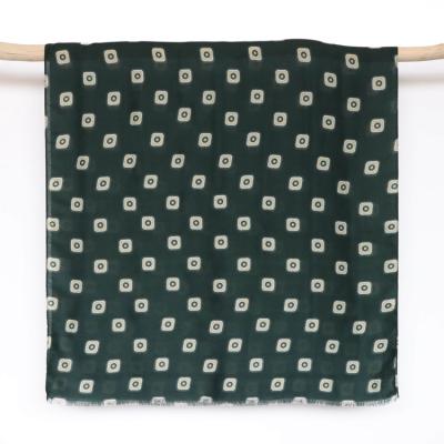 China Polyester Fashion Design Polyester Spring Scarf For Mens Womens Custom Luxury Scarf for sale