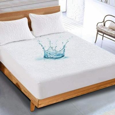 China Customized 200GSM Terry Cotton King Queen Foldable Comfortable Waterproof Double Mattress Protector Single Surface With TPU Film for sale