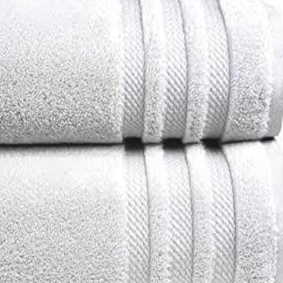 China Factory direct sale child safe white durable wholesale hotel bath towels for hotel rooms spa club carded Ring Spun Zero Twist Egyptian for sale