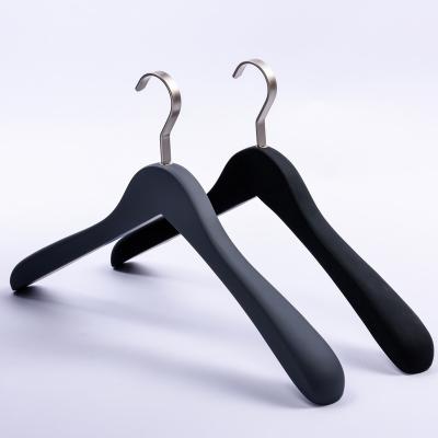 China Coated Hangers Coats Hanger Eco - Friendly Material Popular Rubber Wood Wide Shoulder for sale