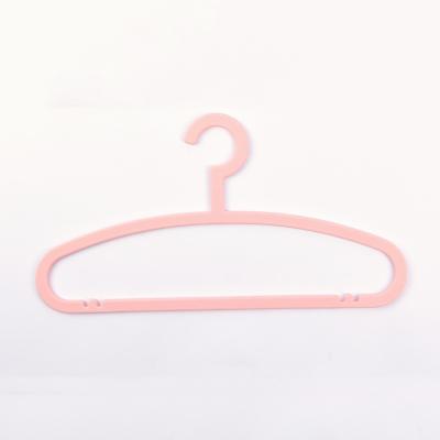 China New Arrivals Eco - Friendly Material Garment Use Non - Slip Plastic Baby Hangers for sale