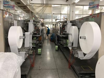 China Single Piece Wet Wipes Production Line Full Servo Motor  ISO Certification for sale