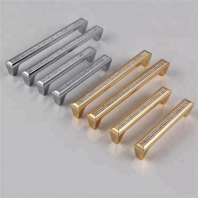 China Real Modern Luxury 24K Gold Furniture Knobs or Chrome Czech Crystal Drawer Door Handle Cabinet Knobs Wardrobe Pull Handles for sale