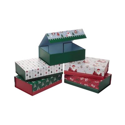 China Recycled Materials Corrugated Recycled Christmas Packaging Large Gift Boxes With Magnetic Lid for sale