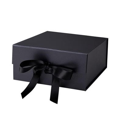 China Recycled Materials Hot Sale Size Custom Logo Printed Folding Magnetic Closure Gift Box Black Ribbon for sale