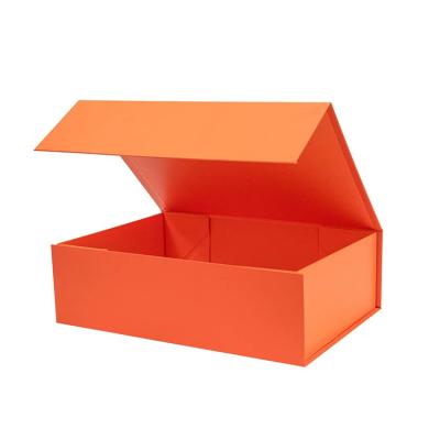 China Recycled Materials Colorful Easy Folding Reusable Magnetic Accept Custom Logo Packaging Folding Gift Box for sale