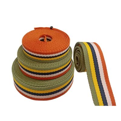 China Comfortable Pet Supplies Manufacturer Sustainable Professional Intermediate Leash Color Round Rope for sale