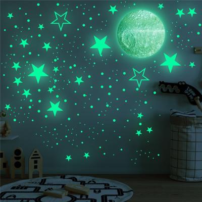 China Waterproof+Eco-friendly Amazon Hot Sale 435pcs Glowing Stars Wall Sticker Decoration Adhesive Luminous Moon Wall Stickers 30cm for sale