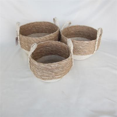 China High Quality Practical Home Decorative Acrylic Rattan Organizer Goods Handmade Animal Shape Gift Basket for sale