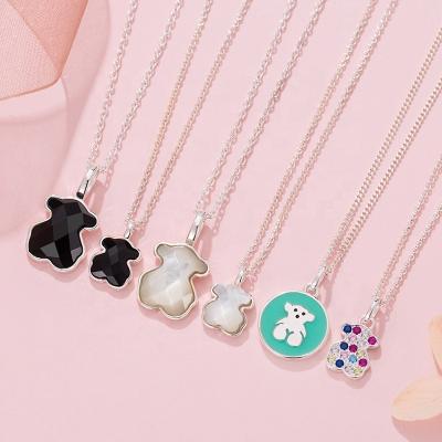 China Factory Wholesale High Quality Fashion 925 Peach Agate Bear Necklace Light Silver Black Luxury Clavicle Necklace for sale