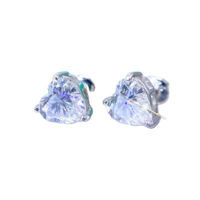 China Hot Sale Hiphop Men Women 925 Sterling Silver Moissanite Heart Shape Stud Earrings for sale