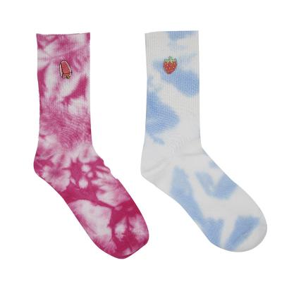 China Breathable Factory custom fashion cotton embroidery logo tie dye socks for sale