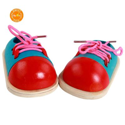 China Lovely DIY TOY Early educational toys for learning basic skills wooden lacing shoes play for toddler for sale