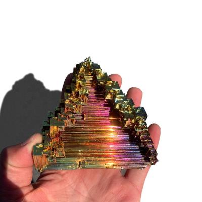 China Wholesale Natural Ore Crystal Metal Ore Made Bismuth Crystal Rainbow Bismuth Ingots From China for sale