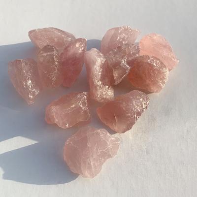 China Natural Rough Healing Madagascar Rose Quartz Raw Stone For From China Wholesale Price for sale