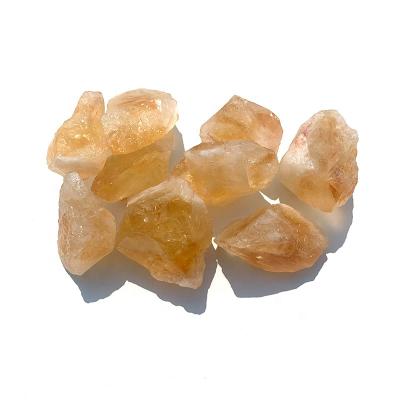 China Natural Raw Quartz Citrine Stone from China Wholesale Crystal Tumbles Crafts Raw Crystals for Feng Shui Decoration for sale