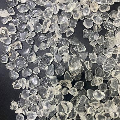 China China Natural Crystal Polished Clear Quartz Chips Gravel Crystals Healing For Decoration for sale