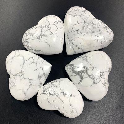 China Wholesale Natural Semi Precious Stone Crystal Hearts Shape For Gifts from China Howlite Crystal Hearts Quartz Crystal Heart for sale