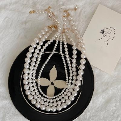 China Europe and America 2023 wholesale pearl clavicle chain necklace women light up luxury handmade luminous imitation pearl necklace for sale