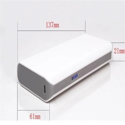 中国 Whole Sale Printing Powerbank 10000mah White And Red Romoss Power Bank 10000mah 販売のため