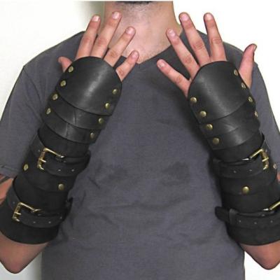 China 2022 Europe New Western Style Medieval Carapace Leather Bracers Wrist Guard for sale