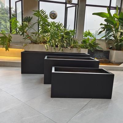 China Matte Garden Fiberglass Flower Pots Black Color For Outside for sale